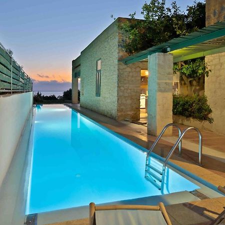 Villa Mediterranea, With Heated Pool Livadia  外观 照片