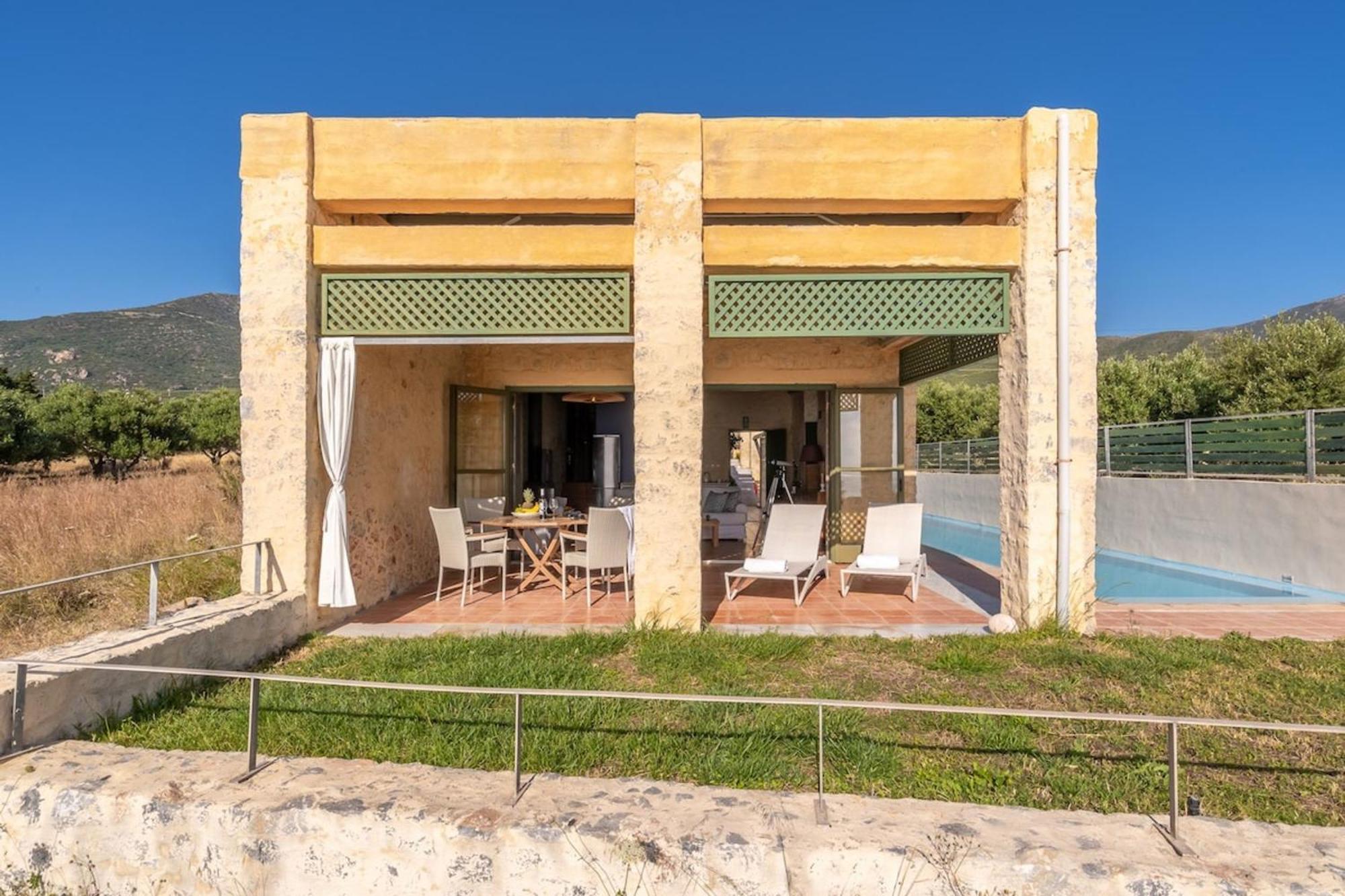 Villa Mediterranea, With Heated Pool Livadia  外观 照片