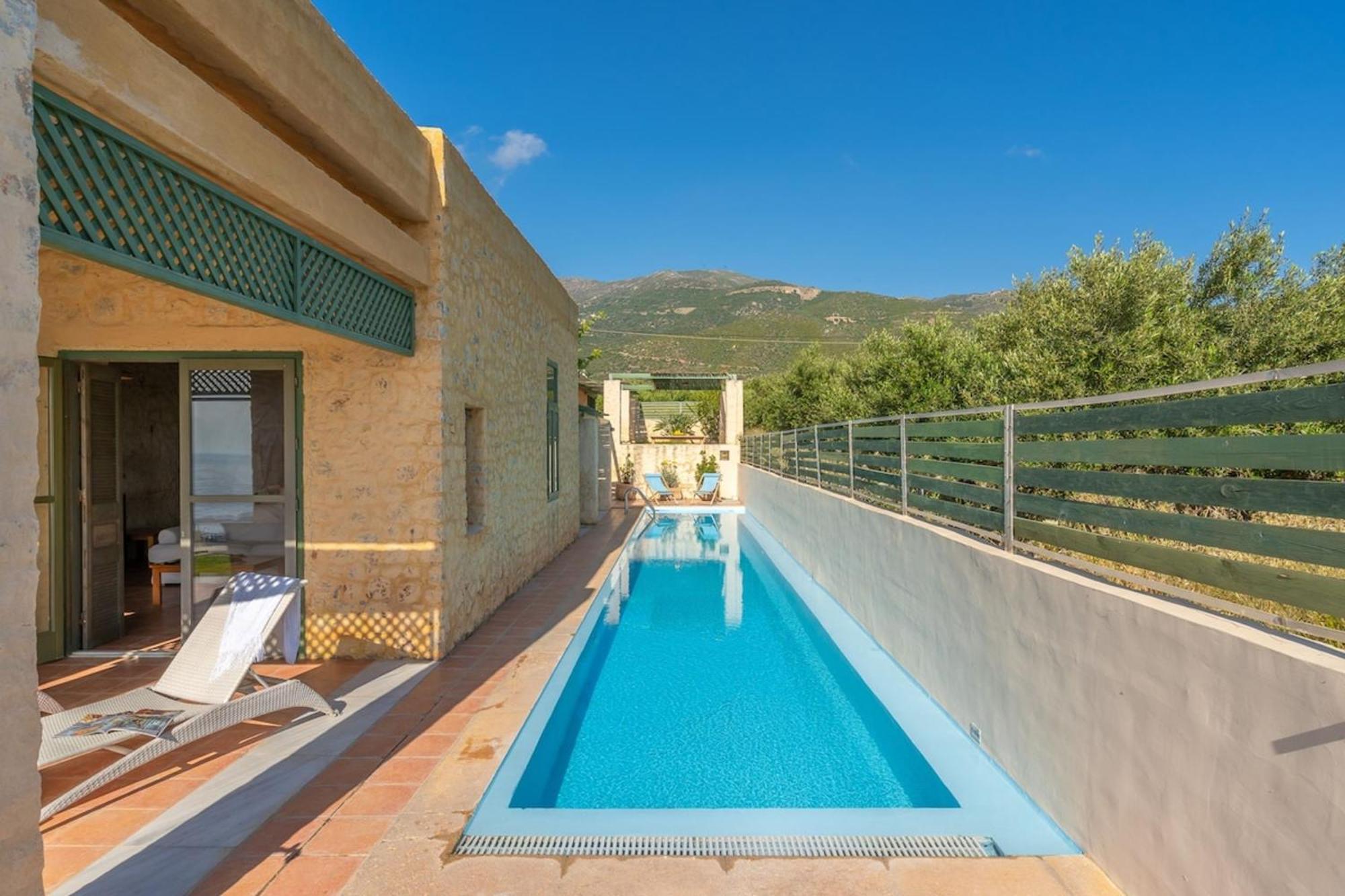 Villa Mediterranea, With Heated Pool Livadia  外观 照片